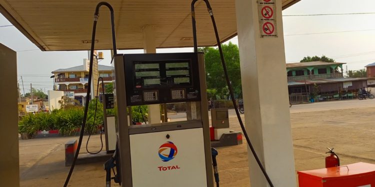 Fuel scarcity: Freetown brought to a standstill by striking motorists