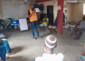 SWSL Coordinator Hassan Koroma facilitate a session during an engagement of community stakeholders in Susan's Bay in Thursday, February 23. Photo credit, Kemo Cham, ManoReporters