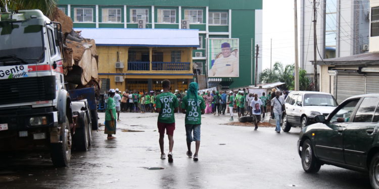 Supporters of President Bio gathered at his party headquarters to celebrate his victory after the results were announced on June 24, 2023. Photo credit, Ibrahim Barrie, ManoReporters.