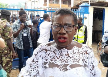 Yvonne Aki-Sawyer arrives at the SOS Primary School in Lumely to vote on June 24, 2023. Photo credit, Kemo Cham, ManoReporters.
