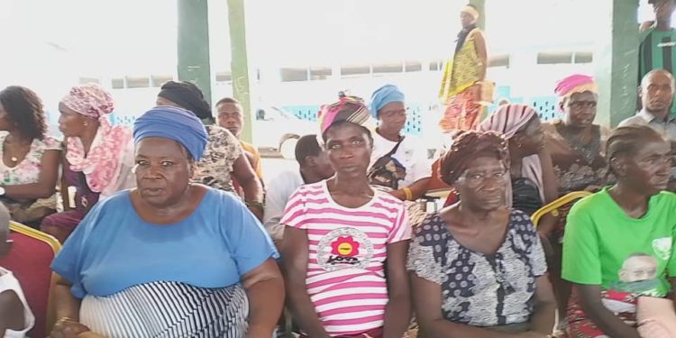A group of women gather at the PDC Field in Pujehun Town for the monthly meting of the Women of Wanjama, a pressure group representing the women of Pujehun District, November. Photo credit, Brima Sannoh, ManoReporters