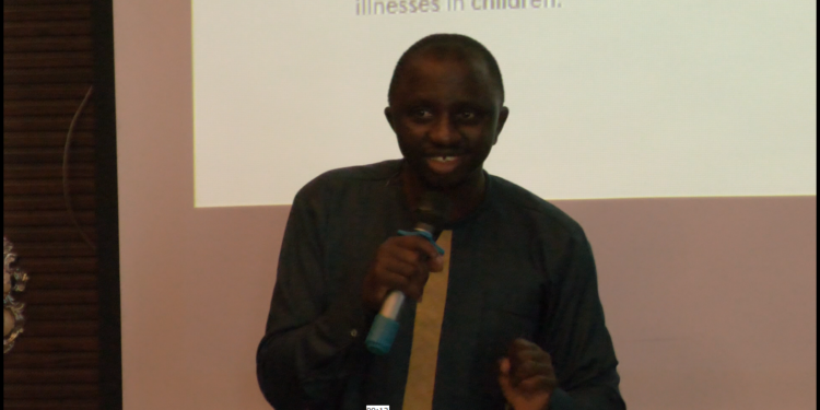 Dr Sulaiman Lakoh speaks during the inception meeting. Photo credit, ManoReporters