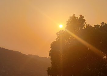 Sunset in Freetown, Sierra Leone's capital. Photo credit, Morrrie Koroma, ManoReporters