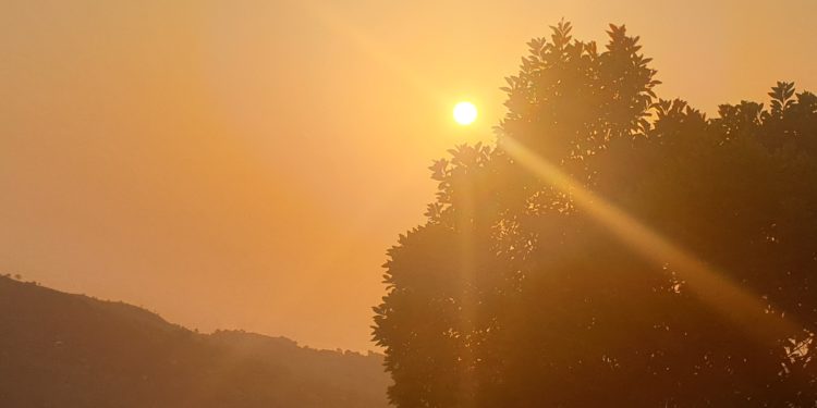 Sunset in Freetown, Sierra Leone's capital. Photo credit, Morrrie Koroma, ManoReporters