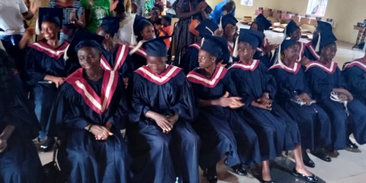 21 young mothers graduated from vocational training programs in tailoring, hairdressing and auto mechanics in Bo, thanks to the support of the Movement for Education and Advocacy Network Sierra Leone (MEAN-SL). Image, Joseph K.B Morison, ManoReporters.