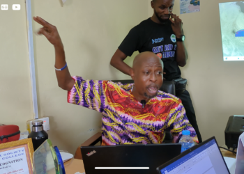 Habib T Kamara, Executive Director of SLYDCL, addresses young drug users at an event organized by SLYDCL on October 11, 2025.